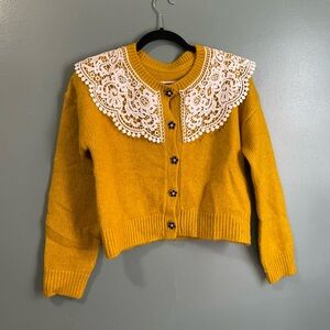 Yellow Mustard Gold Cardigan Oversized Lace Statement Collar Jewel Buttons XS
